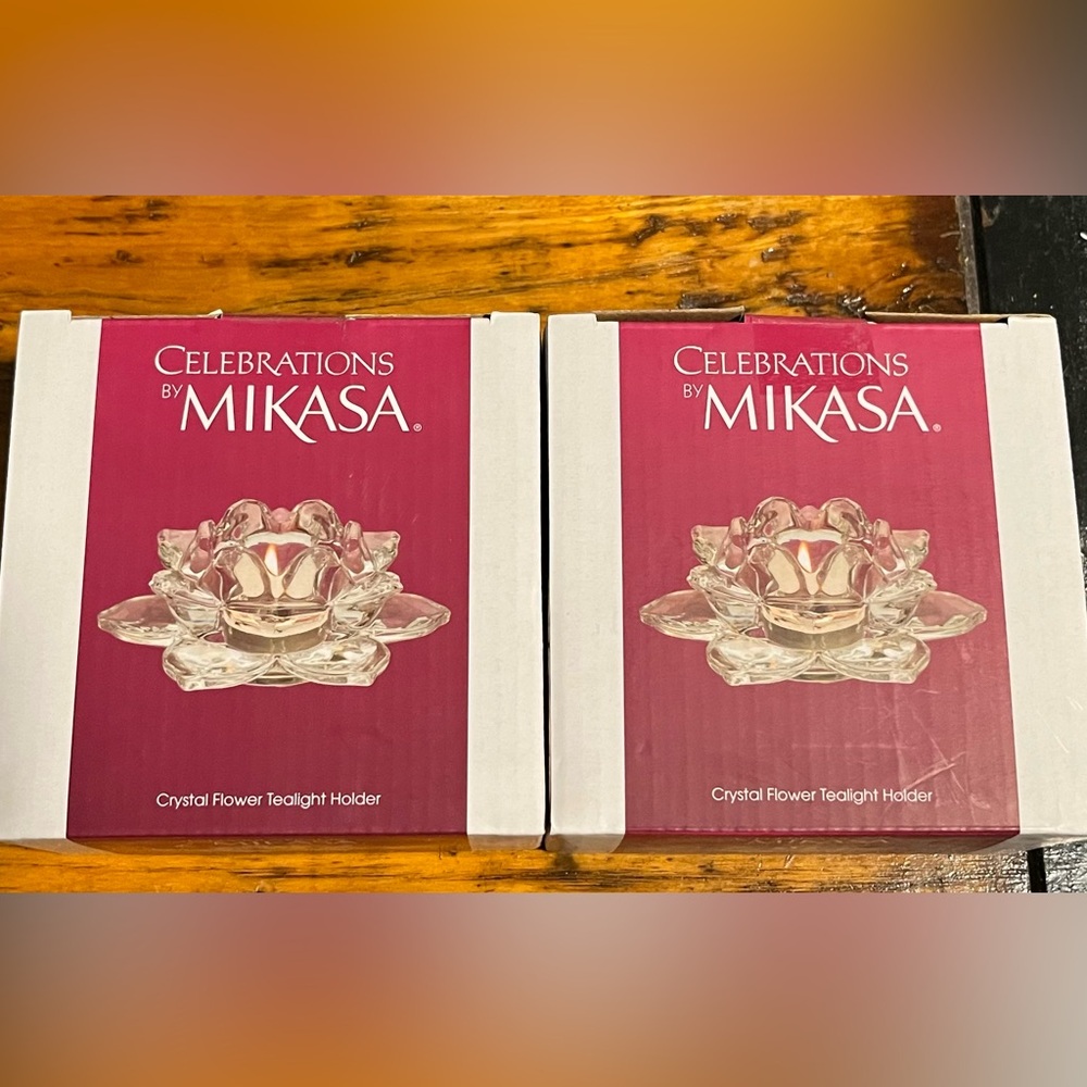 Pair of Unopened Celebrations by Mikasa Amazing Flower Votive Holder - Glass